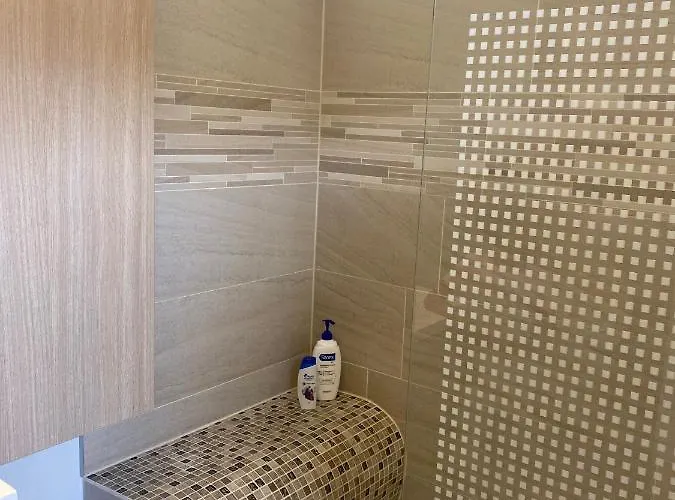 Maison à 3,2km De L’aéroport Appartement *